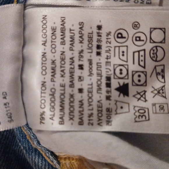 SOLD Levi’s Premium Type 1 Y2K Side Slit Japanese Denim Midi Skirt • SZ 27 - Picture 11 of 11